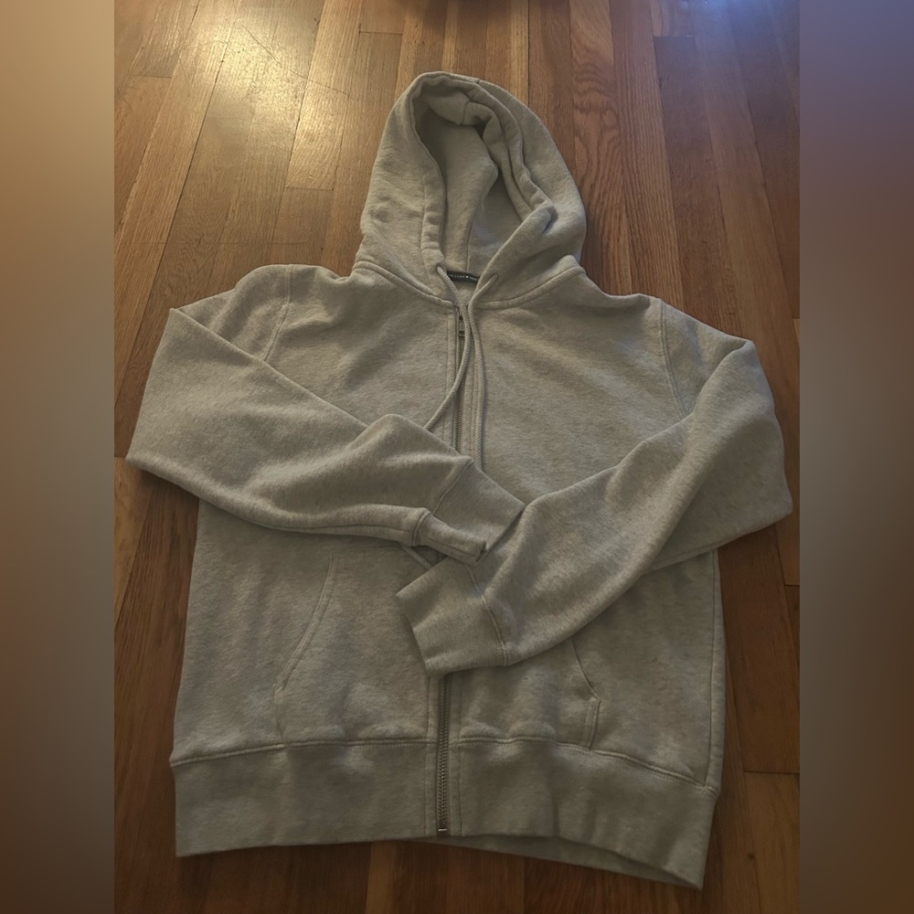 Women’s brandy melville zip up hoodie